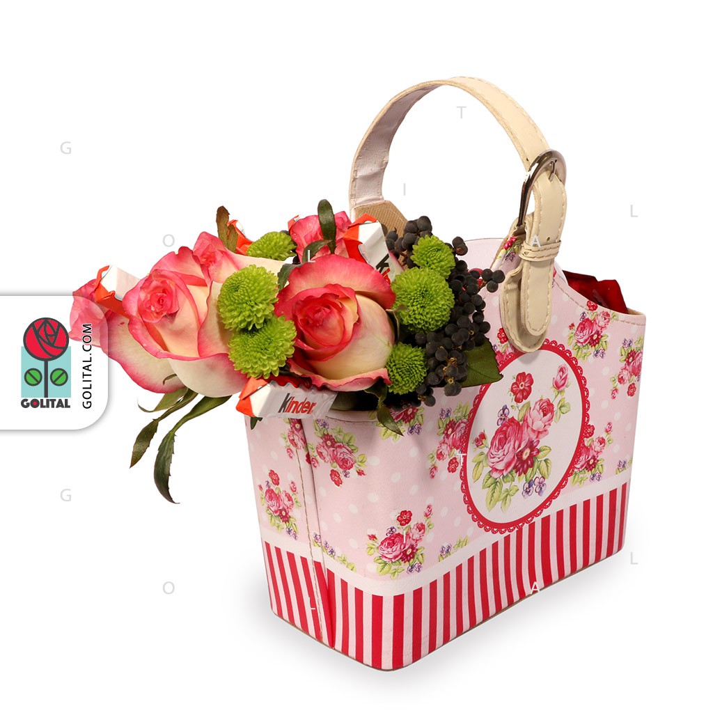 خرید گل باکس گل بیژن و منیژه
